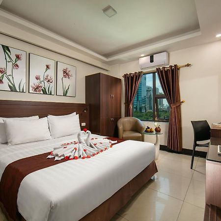 Nhan Hoa Hotel Hanoi Exterior photo